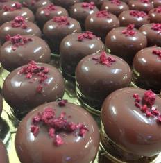 mini čoko-mousse s malinami